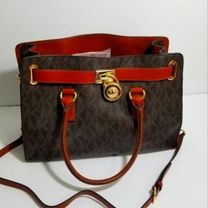 Michael Kors Hamilton bag w/cross body strap